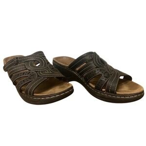 Clark's Women's Bendables Sandals Size 10M Slide On Brown